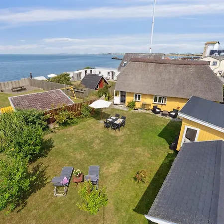 Odke - 25m From The Sea By Interhome *