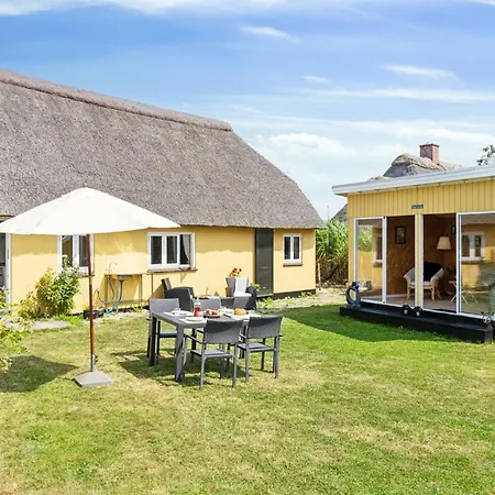 Odke - 25m From The Sea By Interhome